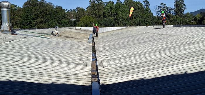 Cambio de Techumbre Prolesur — Constructora AvenZinc, Los Lagos