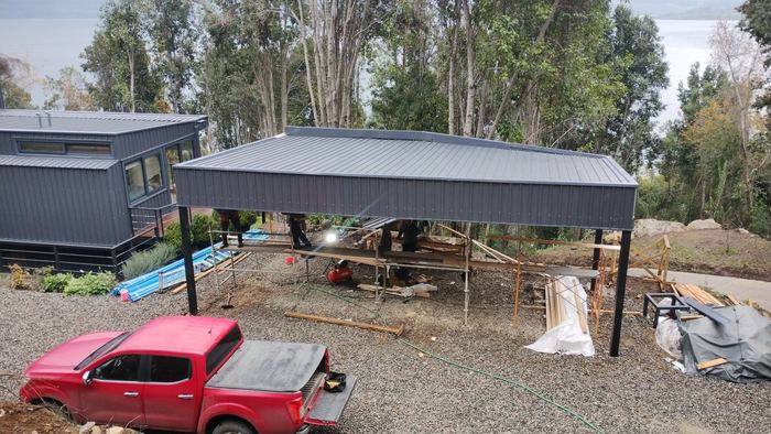 Estacionamiento Vehicular — Constructora AvenZinc, Valdivia